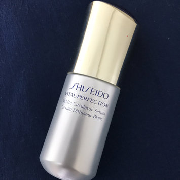 Photo of Shiseido Vital-perfection White Circulator Serum uploaded by Ria A.