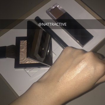 Photo of BURBERRY Fresh Glow Highlighter uploaded by NATTRACTIVE R.