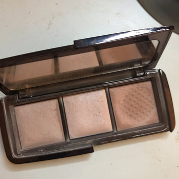 Photo of Hourglass Ambient Lighting Palette uploaded by crmn m.