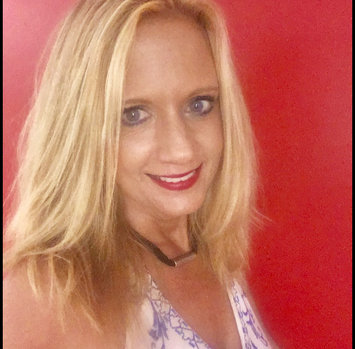 Photo of Redken Color Fusion™ Advanced Performance Permanent Color Cream uploaded by Robin C.