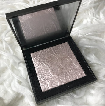 Photo of BURBERRY Fresh Glow Highlighter uploaded by Elizabeth L.