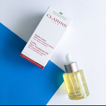 Photo of Clarins Lotus Face Treatment Oil uploaded by Jen B.
