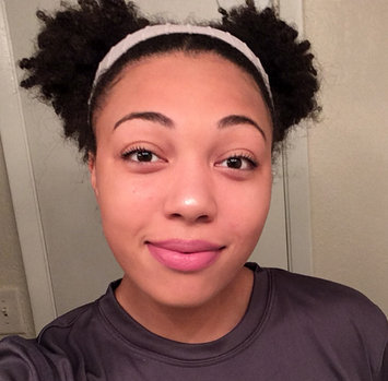 Photo of COVERGIRL Clean Matte Pressed Powder uploaded by Jazmine M.