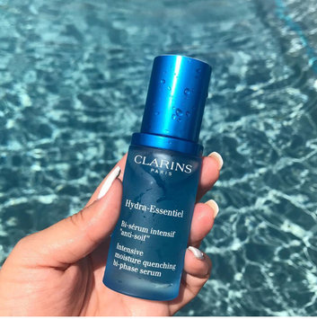 Photo of Clarins Hydra-Essentiel Bi-Phase Serum uploaded by Ibania G.