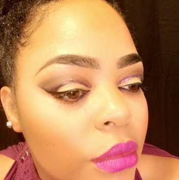 Photo of Buxom Show Some Skin Weightless Foundation uploaded by guess? W.