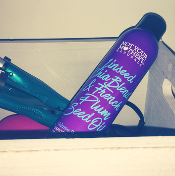 Photo of Not Your Mother's® Naturals Linseed Chia Blend & French Plum Seed Oil Volume Boost Tapioca & Rice Dry Shampoo uploaded by Madisyn W.