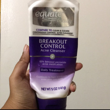 Photo of Equate Beauty Breakout Control Acne Cleanser uploaded by ritesha j.