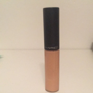 Photo of M.A.C Cosmetics Select Moisturecover uploaded by Maria G.
