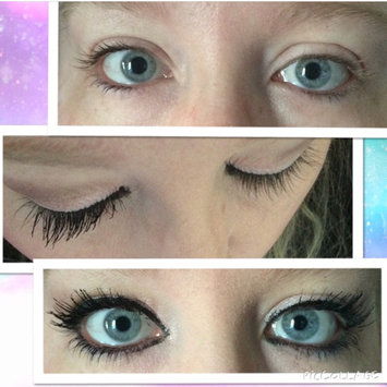 Photo of Yves Saint Laurent Mascara Volume Effet Faux Cils uploaded by Emily E.