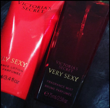 Photo of Victoria's Secret Very Sexy Eau De Parfum uploaded by Jasmine L.
