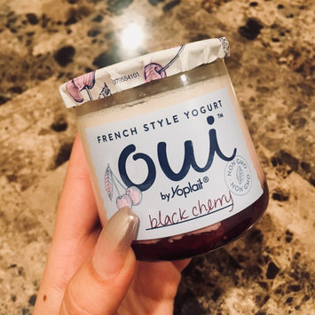Photo of Oui™ Yoplait® Blackcherry Flavored French Style Yogurt uploaded by Alejandra P.