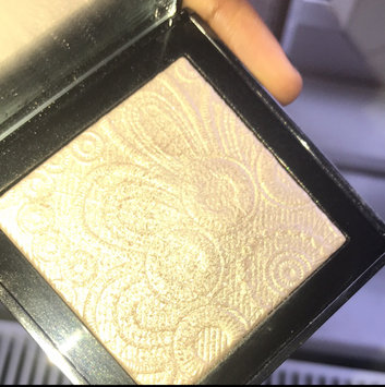 Photo of BURBERRY Fresh Glow Highlighter uploaded by Amy-Lei H.