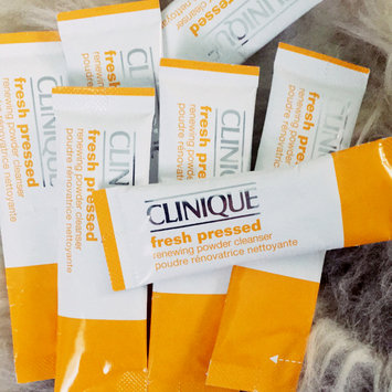 Photo of Clinique Fresh Pressed™ Renewing Powder Cleanser with Pure Vitamin C uploaded by Nathalie S.