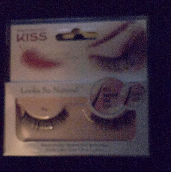 Photo of Kiss Looks So Natural Lashes Shy uploaded by briseida S.