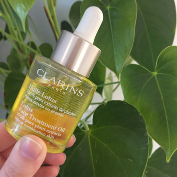 Photo of Clarins Lotus Face Treatment Oil uploaded by fran c.