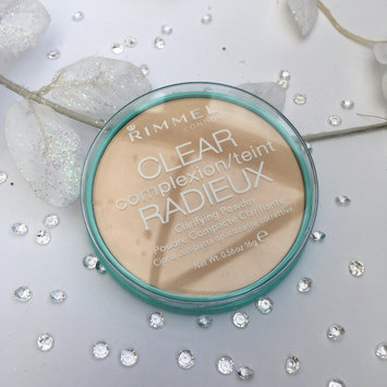 Photo of Rimmel London Clear Complexion Anti Shine Powder uploaded by Libby H.