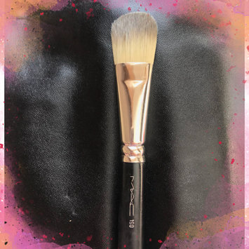 Photo of M.A.C Cosmetics 190 Foundation Brush uploaded by Esther L.