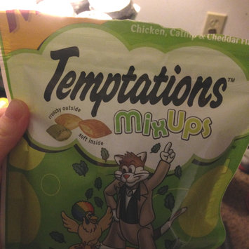 Photo of TEMPTATIONS™ MixUps Treats For Cats Catnip Fever Cat Treats uploaded by Linz G.