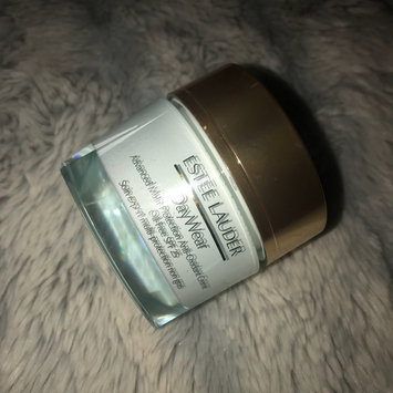 Photo of Estée Lauder DayWear Advanced Multi-Protection Anti-Oxidant Creme SPF15 uploaded by Marija M.