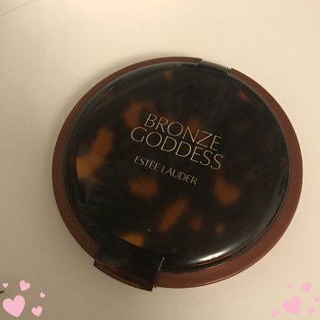 Photo of Estée Lauder Bronze Goddess Powder Bronzer uploaded by ⠀⠀⠀⠀⠀⠀⠀Holl 1.