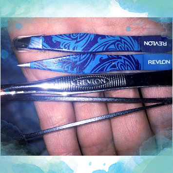 Photo of Revlon Compact Tweezer Square Tip uploaded by Stacy M.