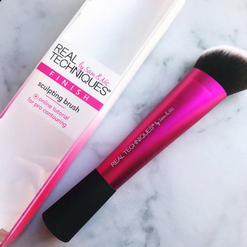 Photo of Head Real Techniques Sculpting Makeup Brush uploaded by Remy M.