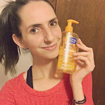 Photo of Clean & Clear® Morning Burst® Boost Body Wash uploaded by Carol A.