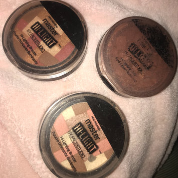 Photo of Maybelline Face Studio Master Hi-light Blush uploaded by Andrea G.