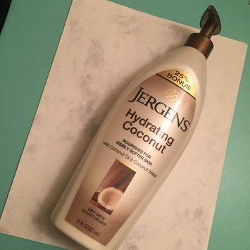 Photo of JERGENS® Hydrating Coconut Dry Skin Moisturizer uploaded by Davi H.
