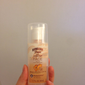 Photo of Hawaiian Tropic® Silk Hydration Weightless SPF 30 Face Sunscreen uploaded by Alyx C.