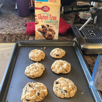 Photo of Betty Crocker™ Gluten Free Chocolate Chip Cookie Mix uploaded by Jan a.