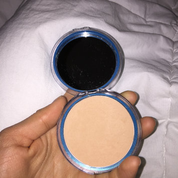 Photo of COVERGIRL Clean Matte Pressed Powder uploaded by Lu H.