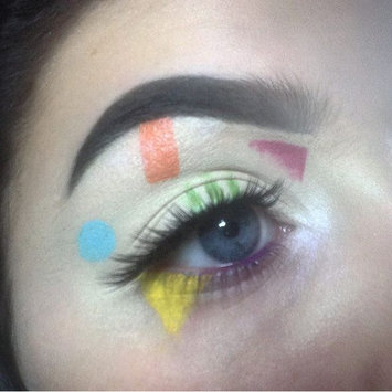 Photo of MAKE UP FOR EVER 12 Flash Color Case uploaded by Natalie R.