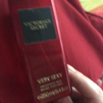Photo of Victoria's Secret Very Sexy Eau De Parfum uploaded by lisa c.