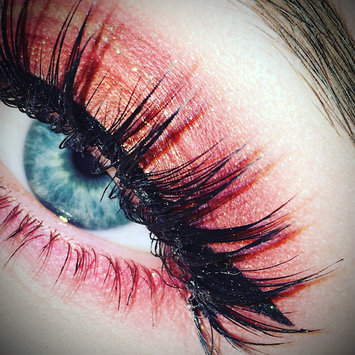 Photo of Unicorn Cosmetics 3D Silk Lashes Unicorn Flutter uploaded by Louise G.