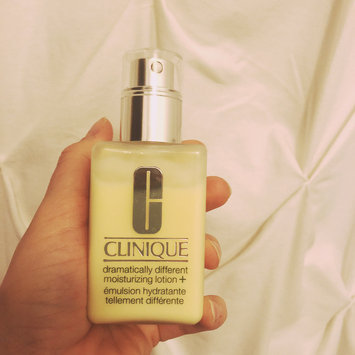 Photo of Clinique Dramatically Different™ Moisturizing Gel uploaded by Andrea F.