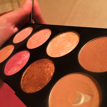 Photo of Makeup Revolution Golden Sugar 2 Rose Gold Ultra Professional Blush Palette uploaded by Andreea V.
