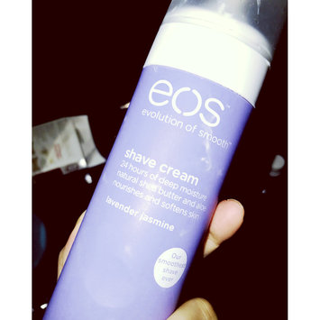 Photo of eos™ Ultra Moisturizing Shave Cream Pomegranate Raspberry uploaded by Pauline C.