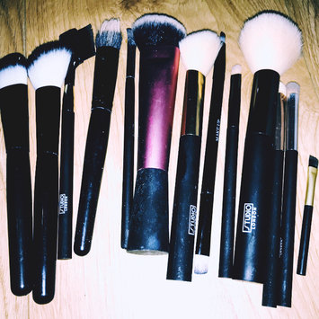 Photo of Real Techniques 3-pc. Makeup Brush Sculpting Set uploaded by Antonia S.