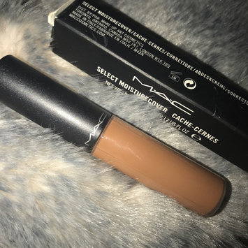 Photo of M.A.C Cosmetics Select Moisturecover uploaded by kiaaj l.
