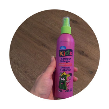 Photo of Breck Kids Spray-On Detangler ~ Watermelon Smile ~ 8 fl. oz. (236 ml) uploaded by Aspen H.