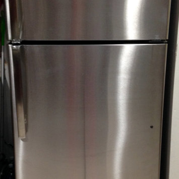Photo of GE Stainless Steel Top-Freezer Refrigerator uploaded by Nka k.