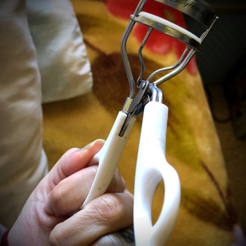 Photo of Sally Hansen® Sexy Curls Eyelash Curlers uploaded by Juana J.