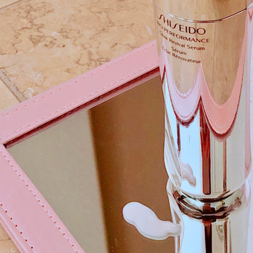 Photo of Shiseido Bio-Performance Glow Revival Serum uploaded by cc k.