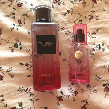 Photo of Victoria's Secret Bombshell Fragrance Mist uploaded by Jenny E.