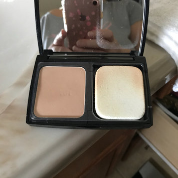Photo of Dior Diorskin Forever Extreme Control Perfect Matte Powder Makeup uploaded by Laura T.