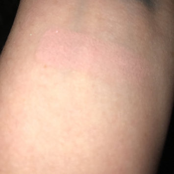 Photo of L.A. COLORS Eyeshadow Pot uploaded by Lisa C.