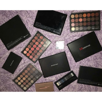 Photo of BH Cosmetics Urban Luxe - 99 Color Eyeshadow Palette uploaded by Yenis A.