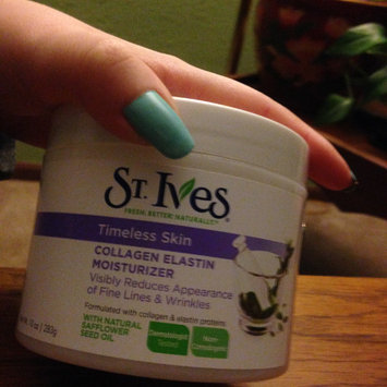 Photo of St. Ives Renewing Collagen Elastin Moisturizer uploaded by Kaylee A.