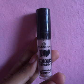 Photo of Essence I Love Colour Intensifying Eyeshadow Base uploaded by Etelin T.